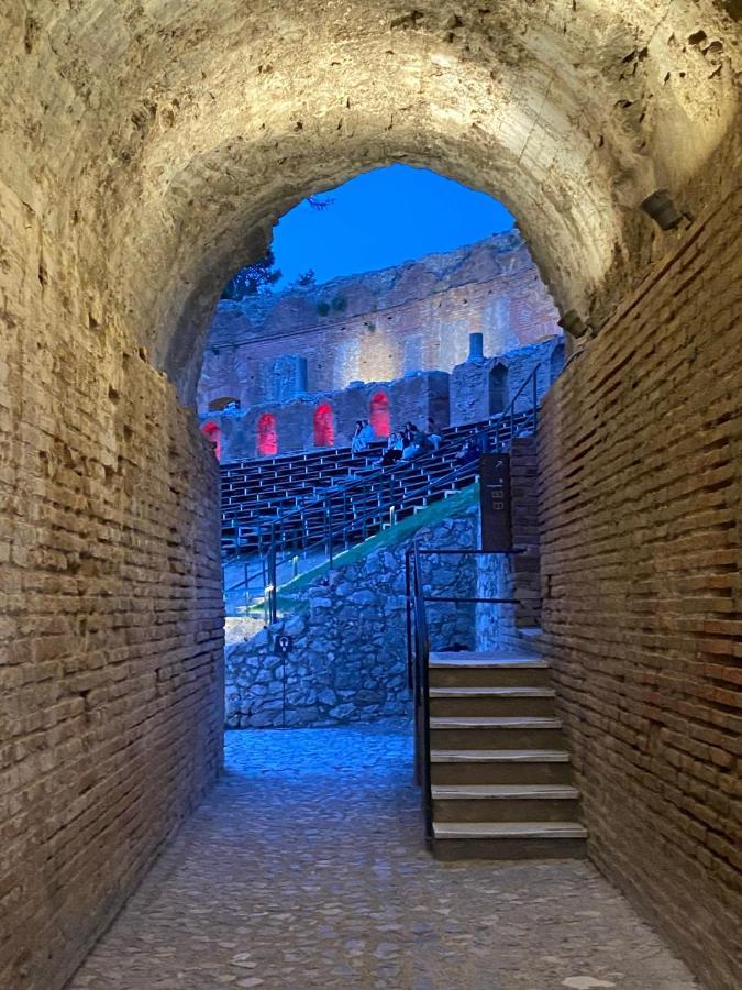 Casa Ariadne Giardini Naxos Eksteriør billede
