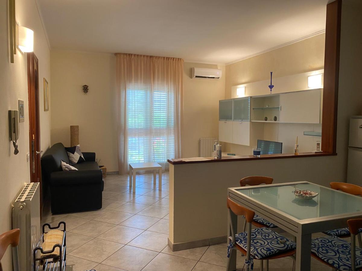 Casa Ariadne Giardini Naxos Eksteriør billede